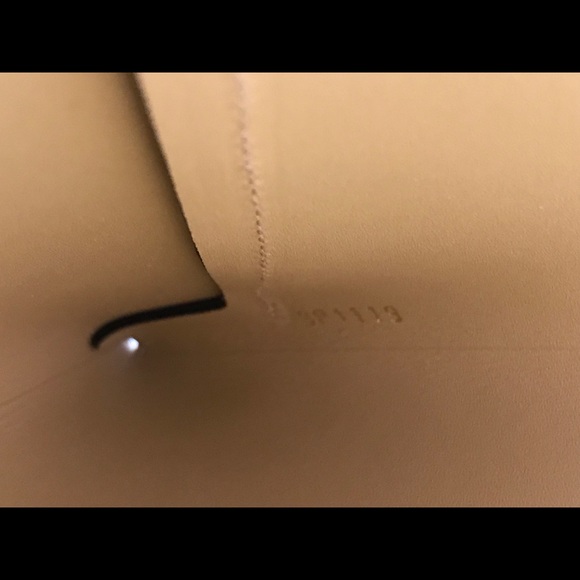 ❌SOLD❌Louis Vuitton Giant Kirigami Pochette - Picture 6 of 7